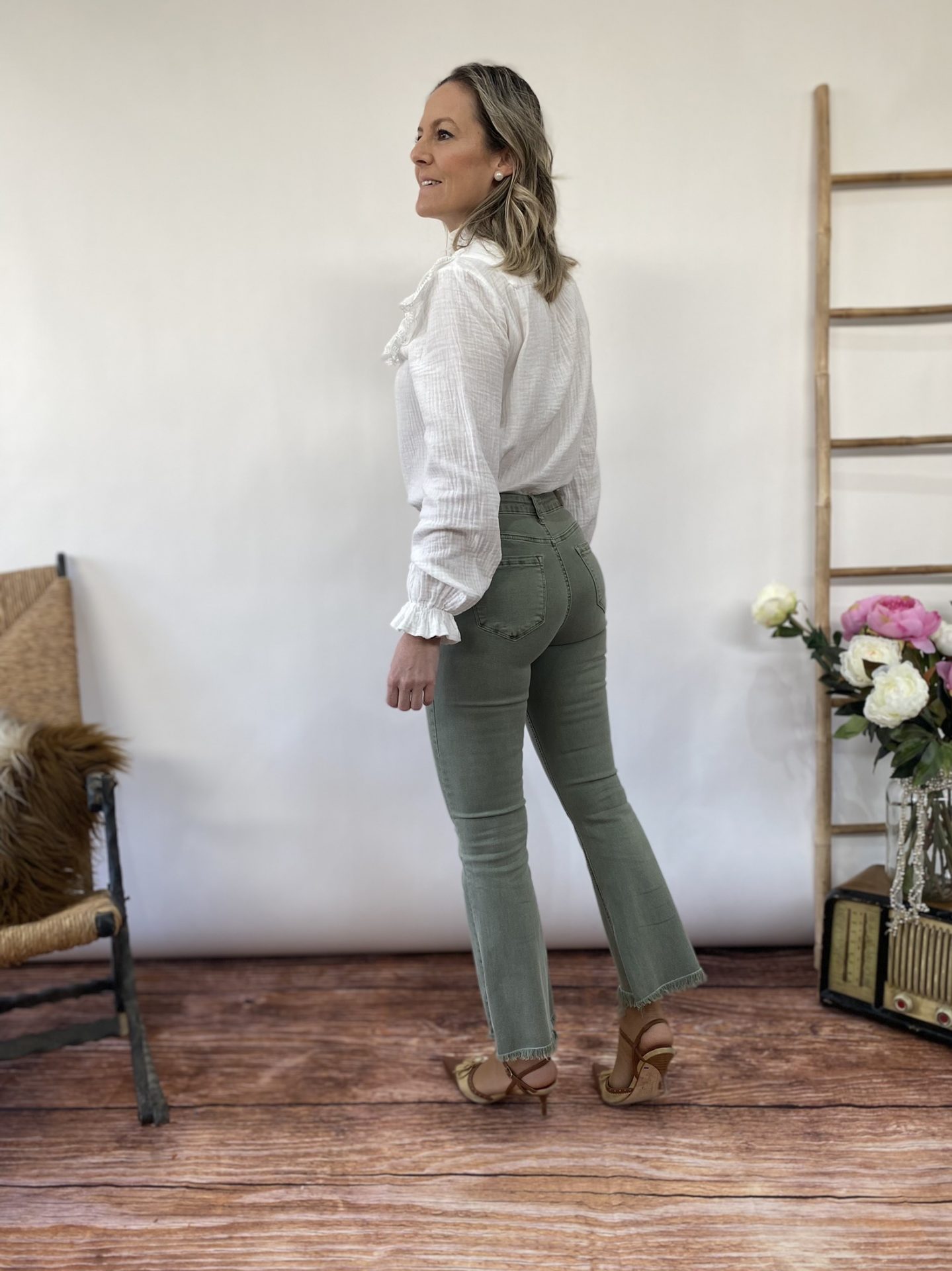 Pantalones campana: la prenda que añade más estilo a este otoño e invierno  y que además es un must