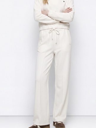 pantalón-Blanco-chándal-mujer-sudadera-a-juego